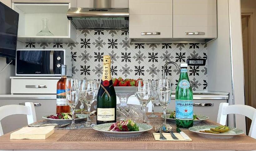 Апартаменты 1 Спальня Вид на Море, Grillo Superior Apartments