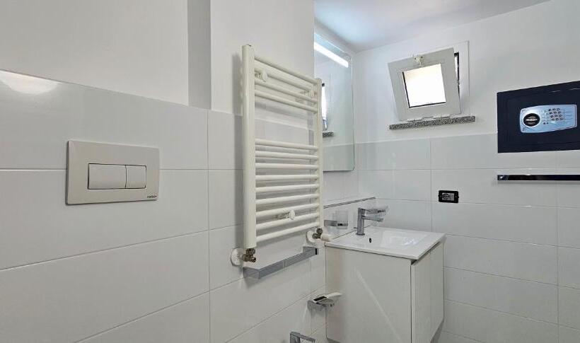 Апартаменты 1 Спальня Нижний Этаж, Grillo Superior Apartments