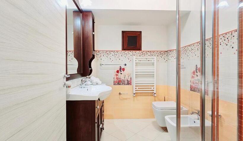 Апартаменты 1 Спальня Нижний Этаж, Grillo Superior Apartments