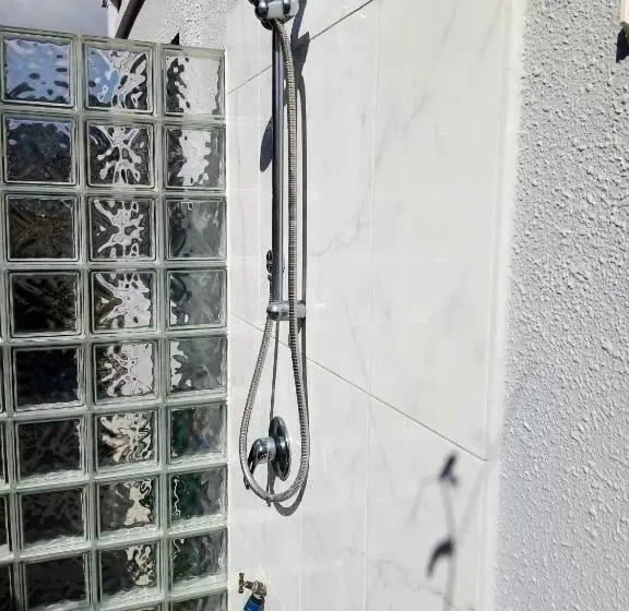 Talo 3 Makuuhuonetta, Three Bedrooms Two Bathrooms Ground Floor Only Not The Whole House