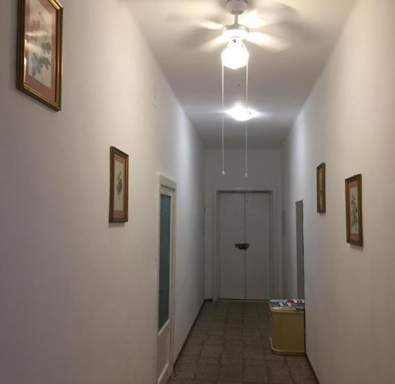 家庭间, Castellaneta Short Term  Low Cost