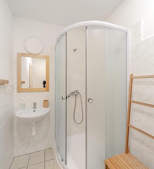 家庭间, Krmelec U Kraví Hory