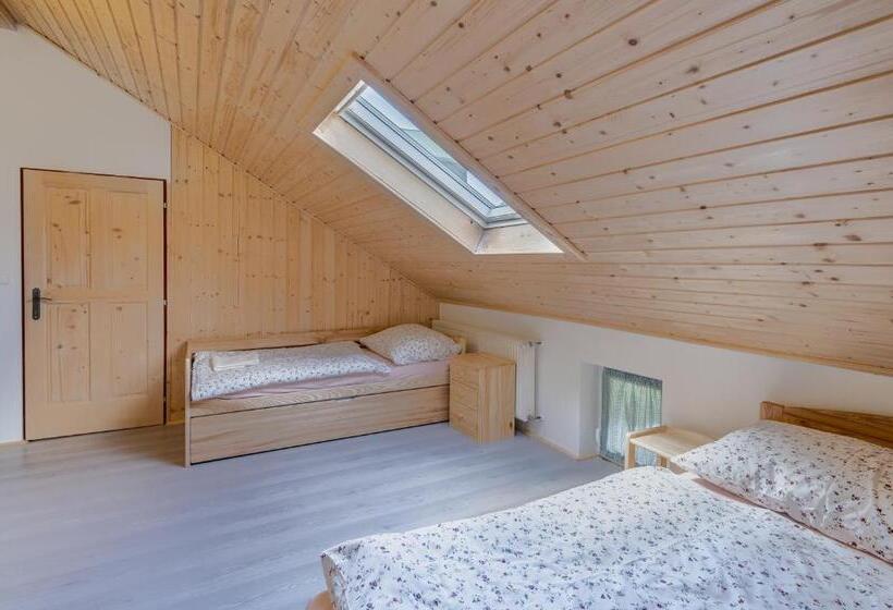 家庭间, Krmelec U Kraví Hory