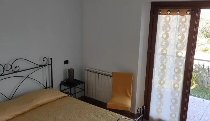 اتاق استاندارد با بالکن و چشم‌انداز دریا, Villa Marianna