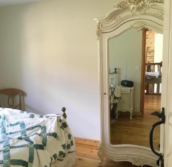Family Suite, No 6