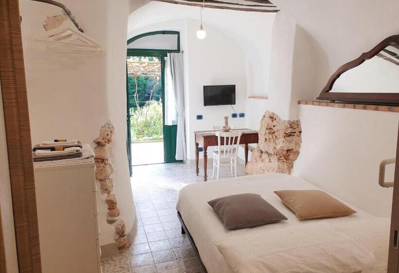 Quarto Estandar Vista Jardim, Agriturismo Alveare