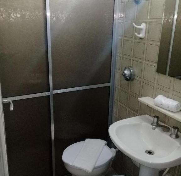 اتاق استاندارد چهار تخته, Porto Seguro Office