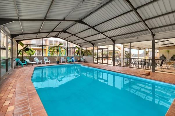 דירת חדר, Marine Cove Resort