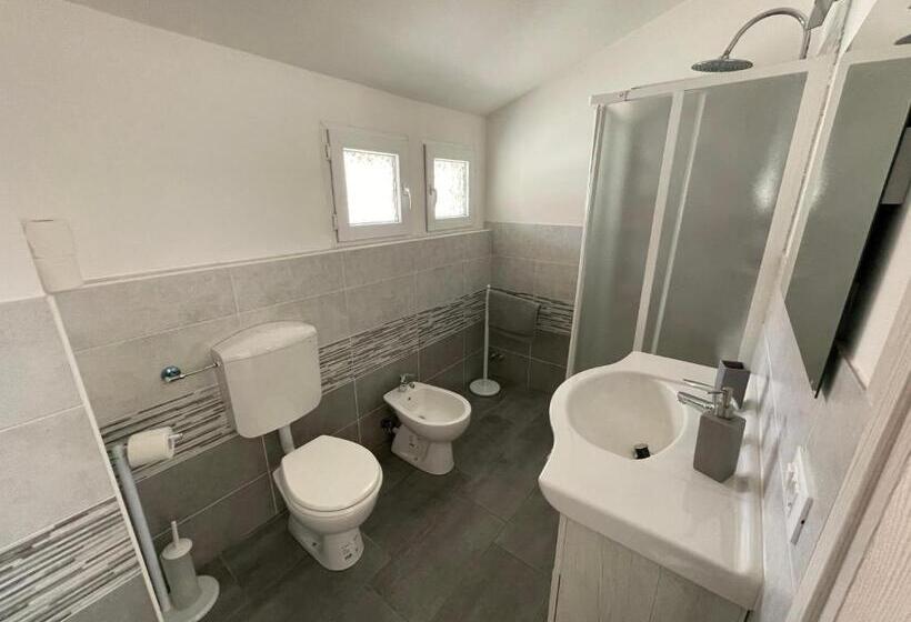 اتاق استاندارد سه نفره, Ostello San Giovanni Bosco