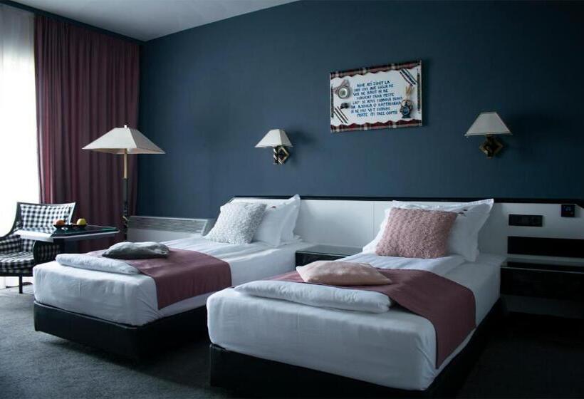 Номер Стандарт с Балконом, La Conacul Vesel