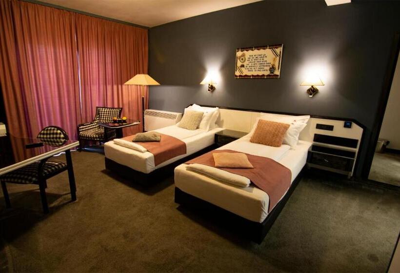 Номер Стандарт с Балконом, La Conacul Vesel