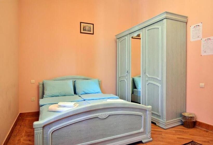 디럭스 룸, Bridge House Yerevan Armenia