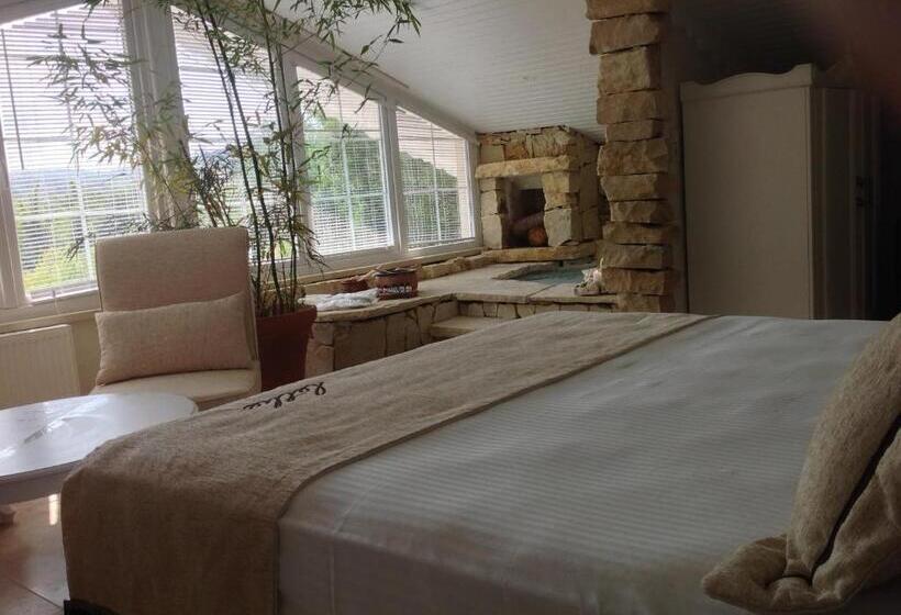 デラックスルーム, Lethe Exclusive