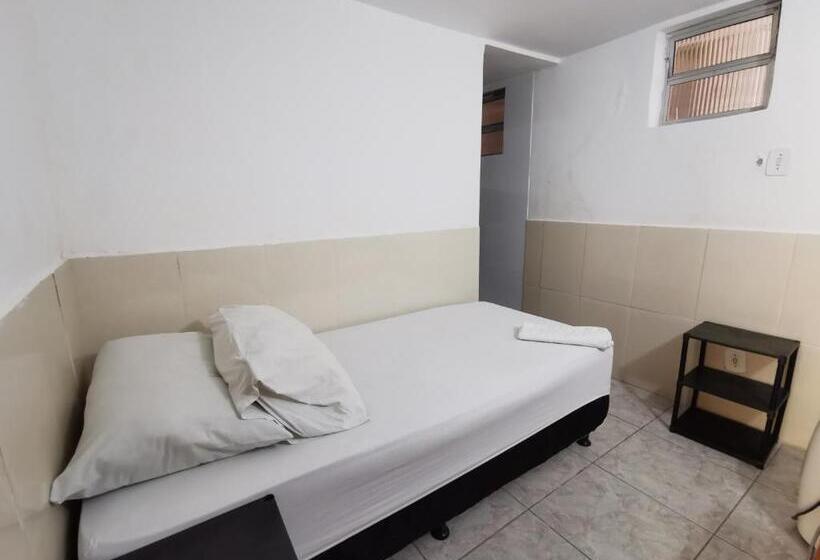 スタンダードシングルルーム, Sos Hostel