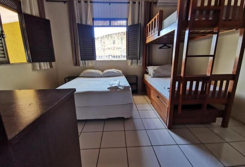 スタンダード４人部屋, Sos Hostel