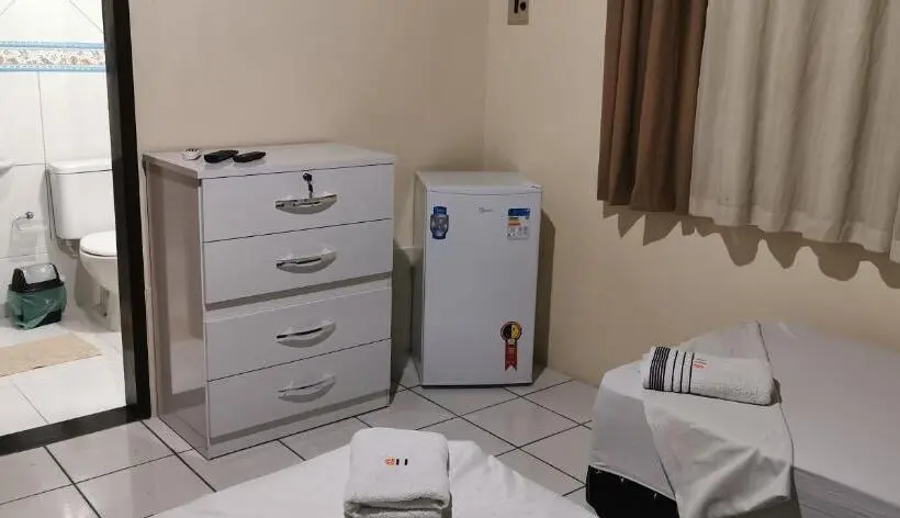 スタンダード４人部屋, Sos Hostel