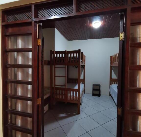 スタンダード４人部屋, Sos Hostel