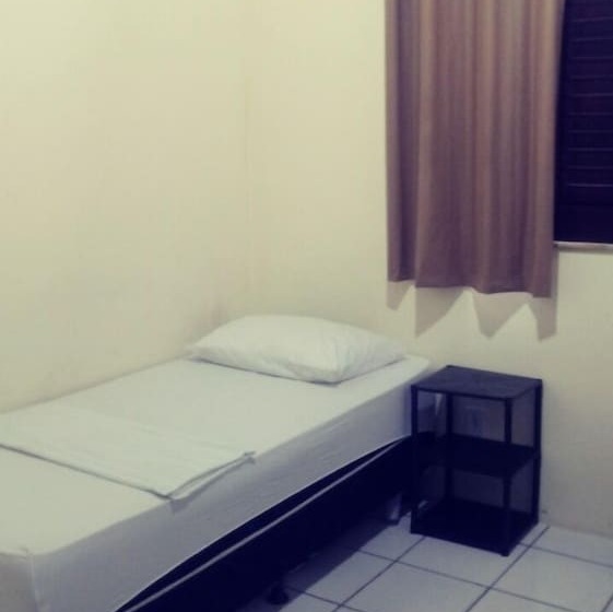 スタンダードシングルルーム, Sos Hostel