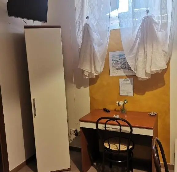 スタンダードルーム, Albergo Ristorante Pizzeria Del Viale