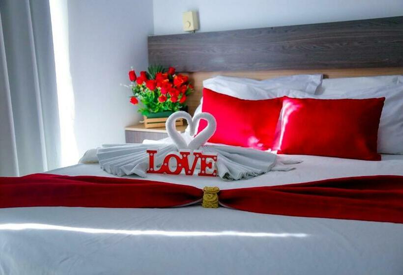 חדר סופריור, Camino Verde