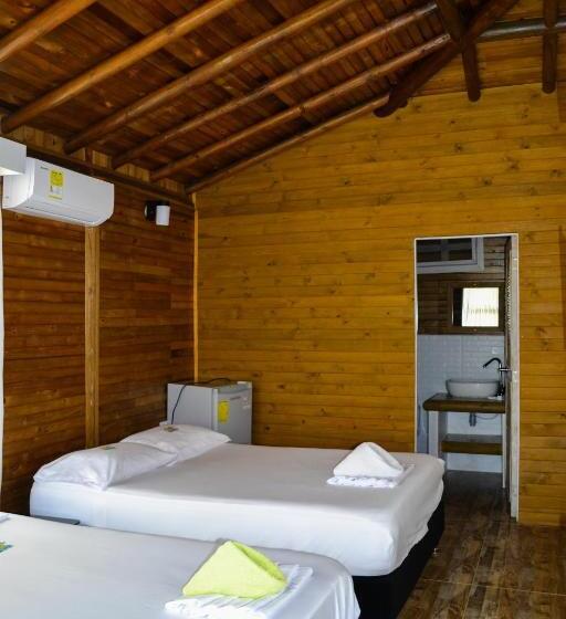 חדר סטנדרט לארבעה, Camino Verde