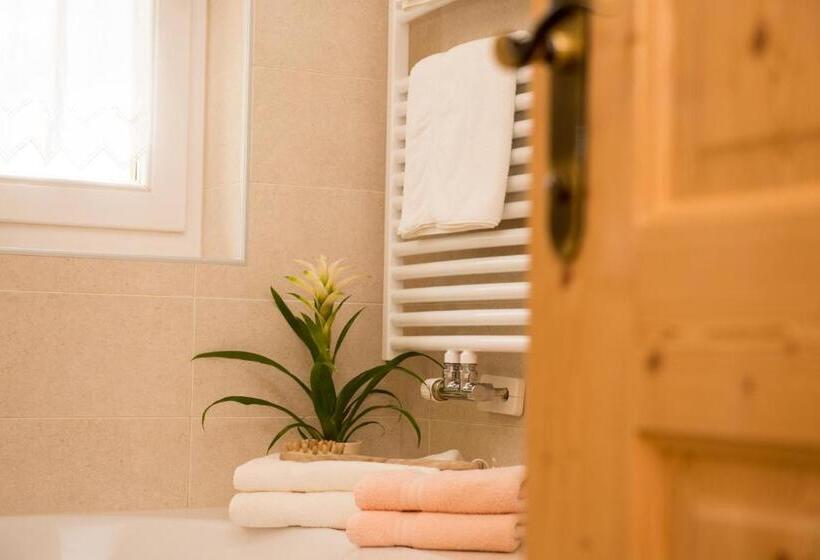 شقة غرفتين, Ferienwohnungen Kuentnerhof