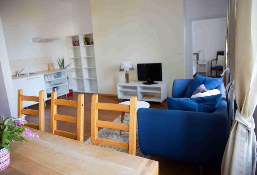 شقة غرفة واحدة, Nebespán