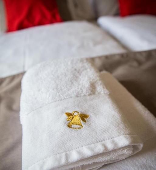 غرفة ديلوكس, Nebespán