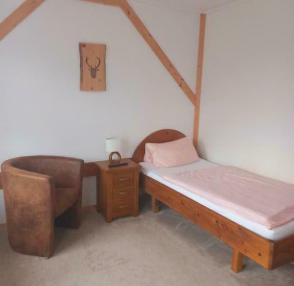 标准单人间, Wald Landhaus