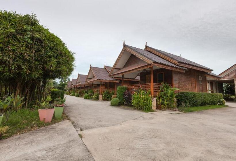 Quarto Deluxe, Ruentara Resort & Villa Buriram