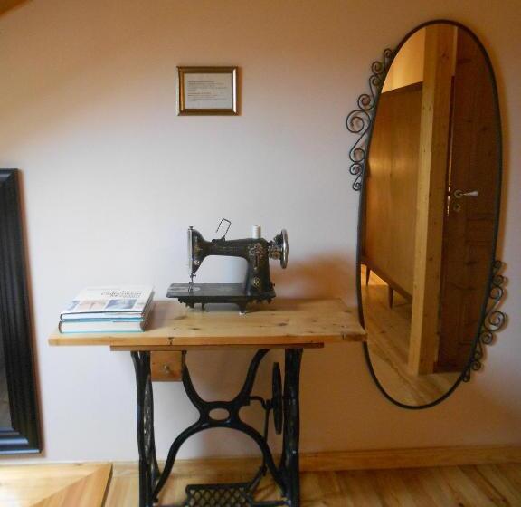 اتاق خانوادگی, Sintra Small Hostel