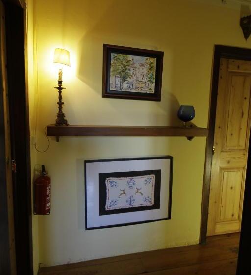 اتاق استاندارد یک تخته با سرویس بهداشتی مشترک, Sintra Small Hostel