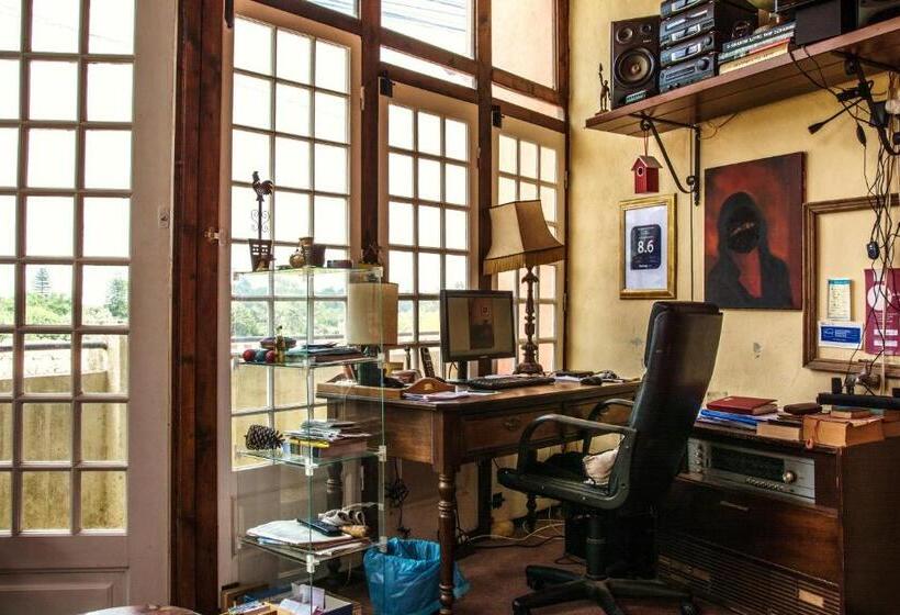 اتاق استاندارد یک تخته با سرویس بهداشتی مشترک, Sintra Small Hostel