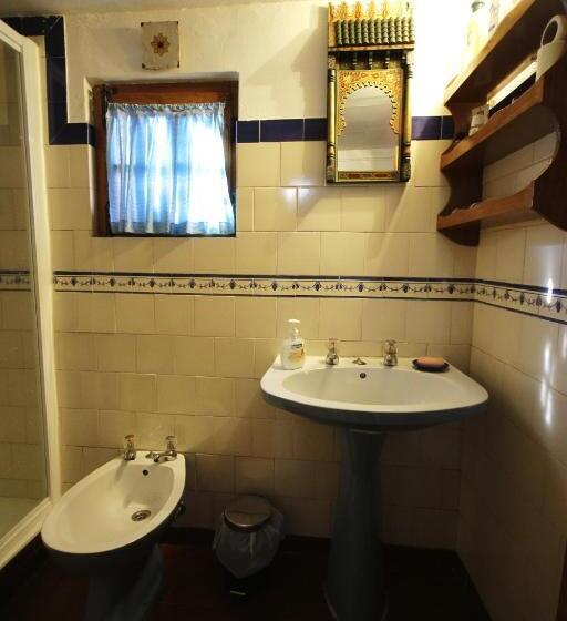 اتاق استاندارد, Sintra Small Hostel
