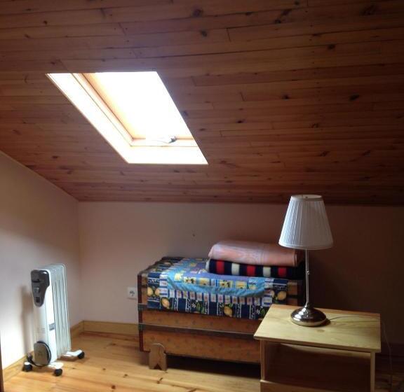 اتاق خانوادگی, Sintra Small Hostel