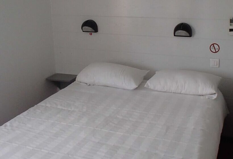 Семейный Номер, Brit Hotel Essentiel Albi Parc Des Expos