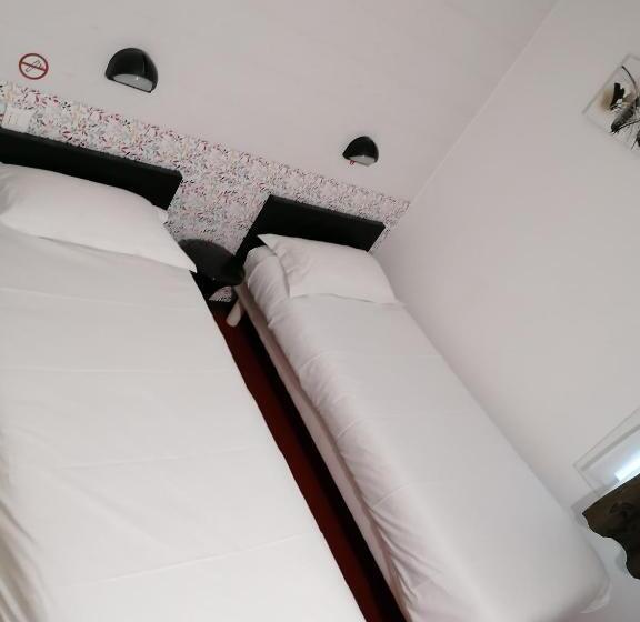 Номер Стандарт, Brit Hotel Essentiel Albi Parc Des Expos