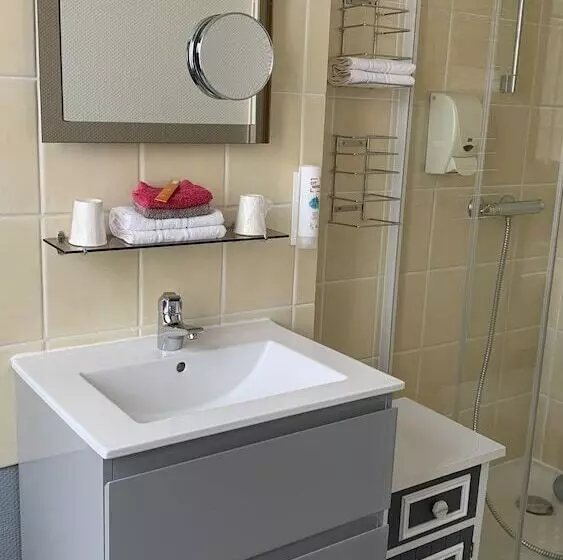 ファミリールーム, De France Citotel