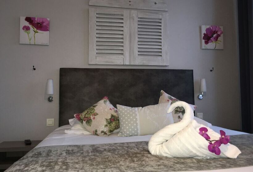 اتاق راحتی, De France Citotel