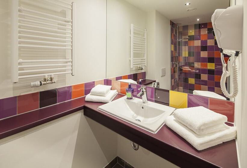 Номер Стандарт, Explorer Hotel Montafon