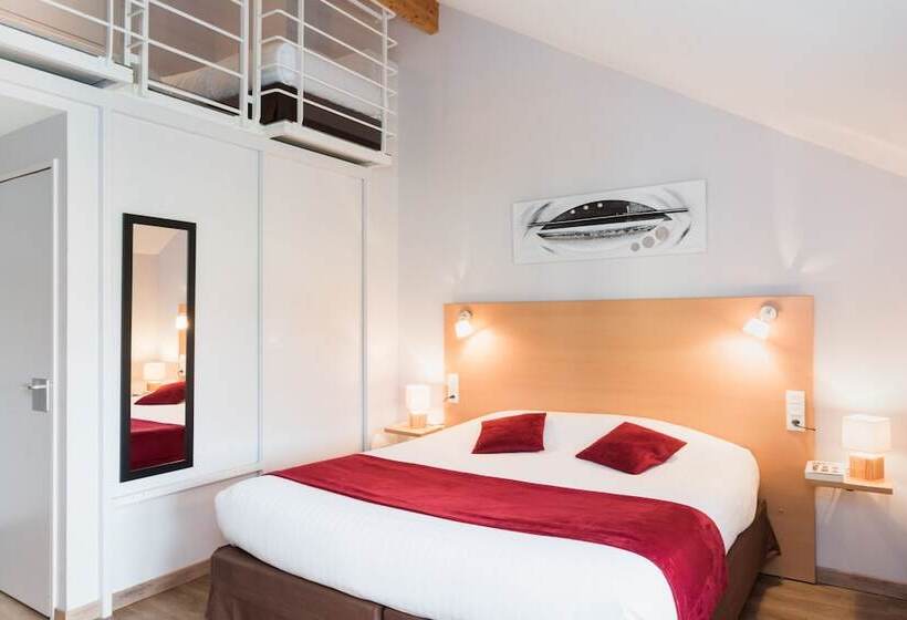 غرفة عائلية, Carre Py