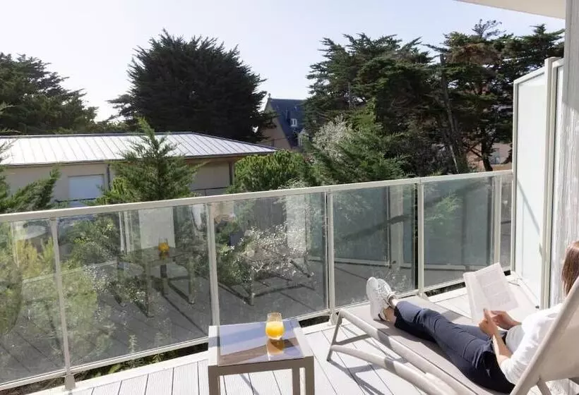 اتاق راحتی, Chateau Des Tourelles, Thalasso Et Piscine D Eau De Mer Chauffee