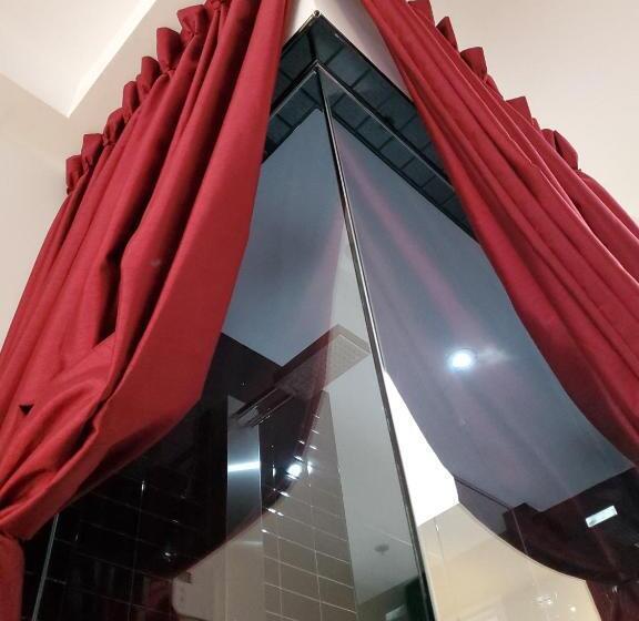 Люкс, Chez Swann