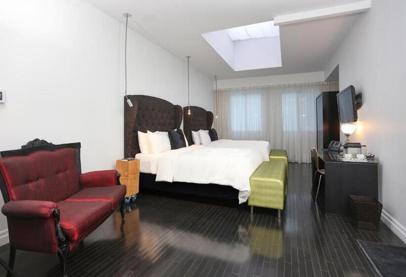 Полулюкс, Chez Swann