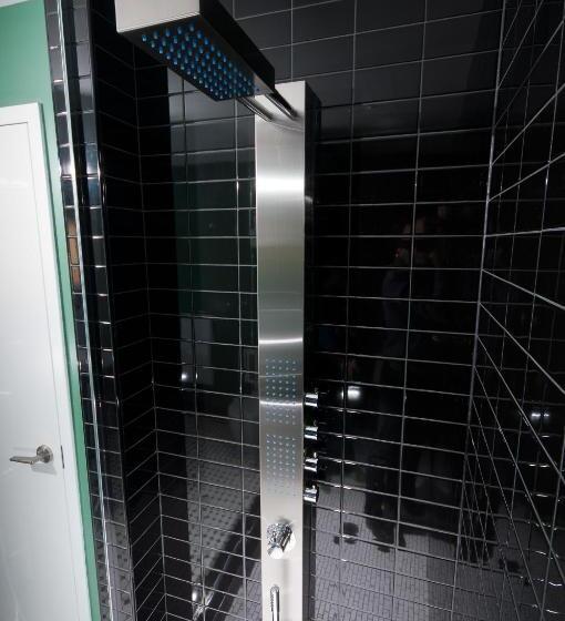 Полулюкс, Chez Swann