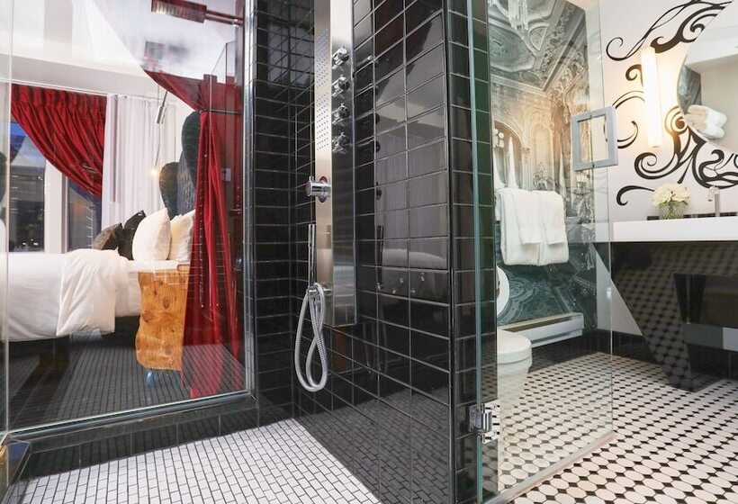 Люкс, Chez Swann