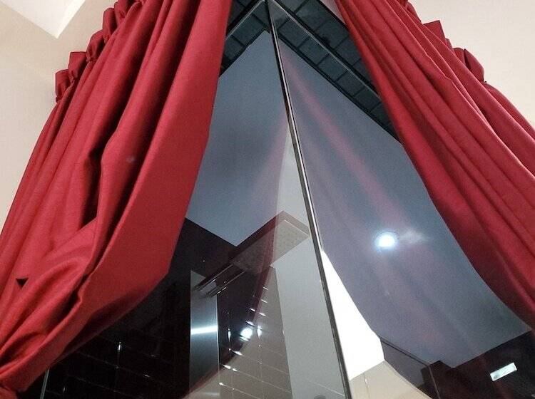 Люкс, Chez Swann