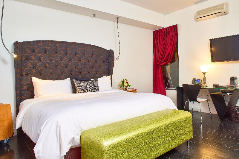 Номер Стандарт, Chez Swann