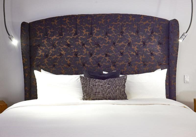 Номер Стандарт, Chez Swann