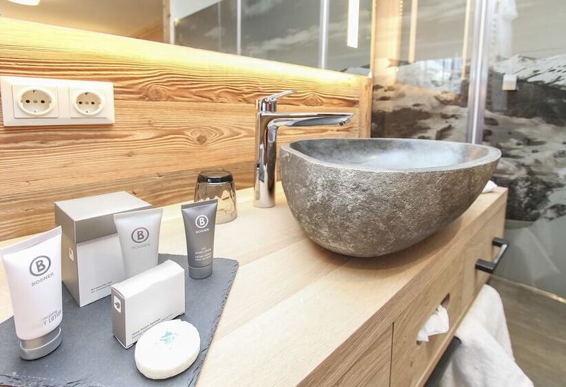 غرفة سوبيريور مطلة على الجبل, Edelweiss